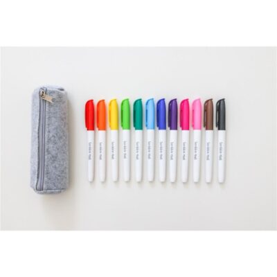 Estuche con 12 rotuladores de Scribble Mat