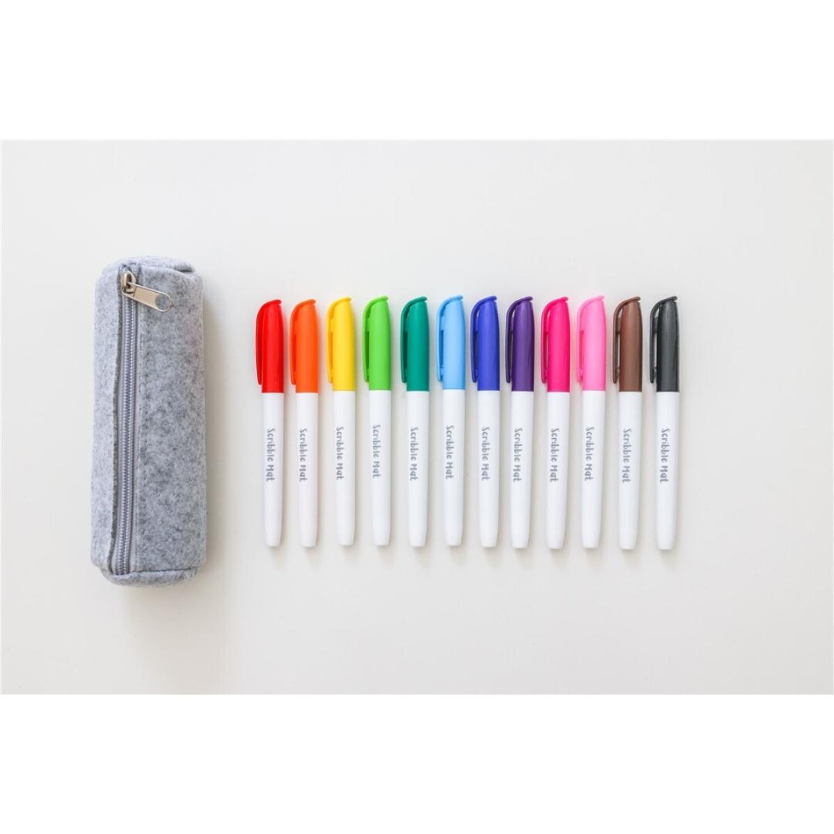 Estuche con 12 rotuladores de Scribble Mat