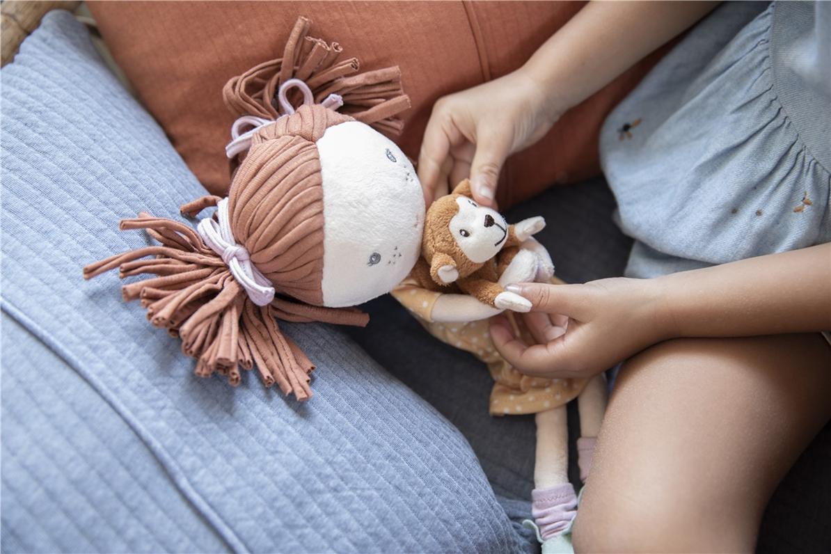 Sophia muñeca blandita de Little Dutch - Imagen 9