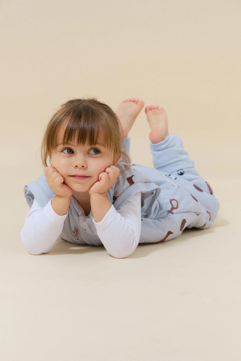 Saco de dormir con pies y mangas Winter animals de Molis&Co - Imagen 6
