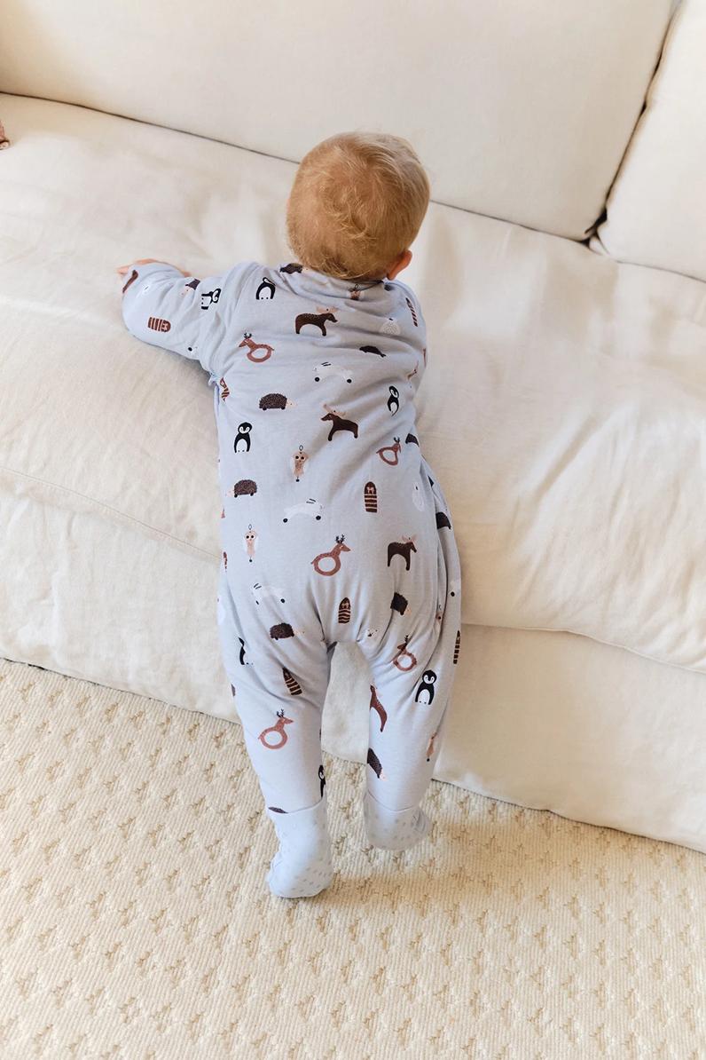 Saco de dormir con pies y mangas Winter animals de Molis&Co - Imagen 7