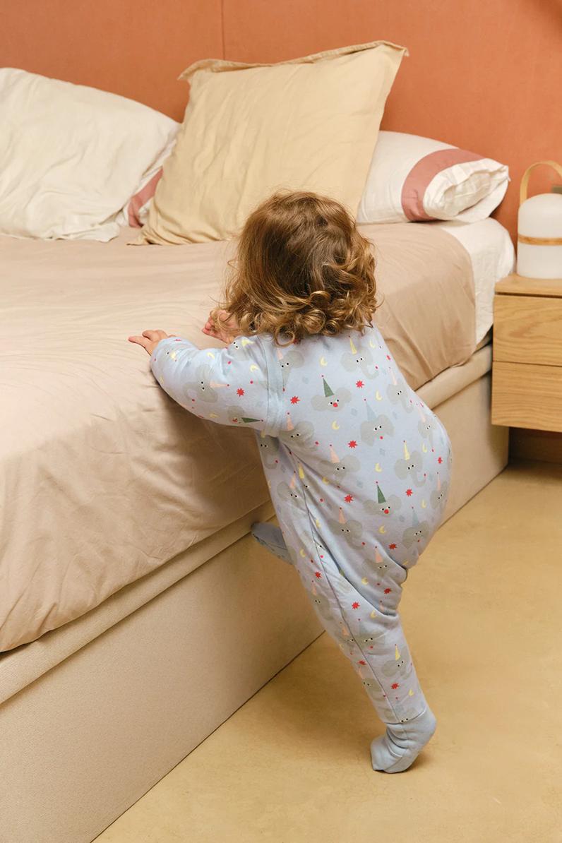 Saco de dormir con pies y mangas Animal party de Molis&Co - Imagen 3