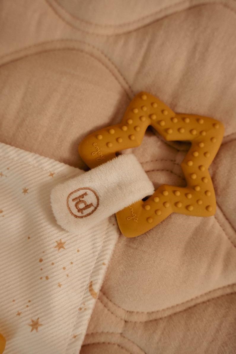 Doudou con mordedor Newborn de Little Dutch - Imagen 5