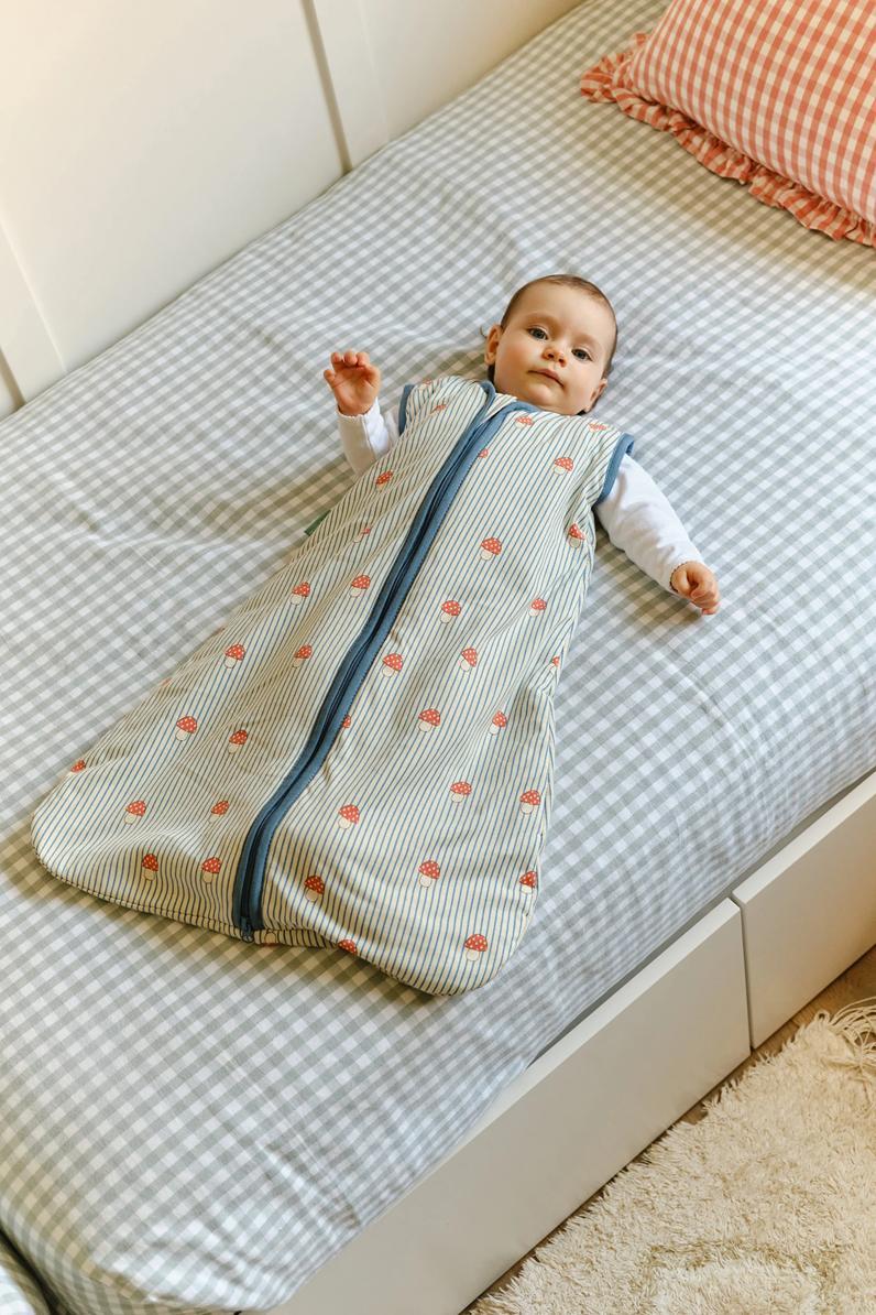 Saco de dormir sin pies y sin mangas Mushrooms 0-6m TOG 1 de Molis&Co